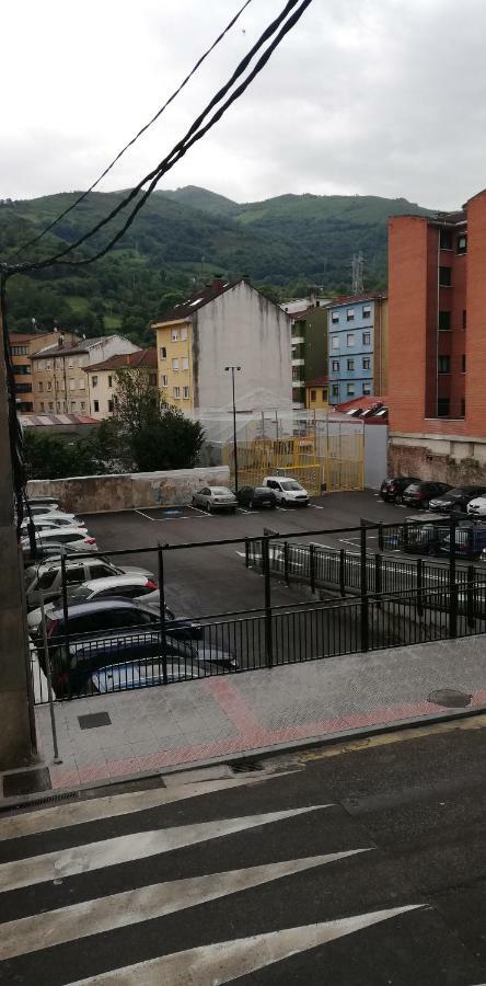 Apartamento EL MANANTIAL Apartamento Pola de Lena Exterior foto